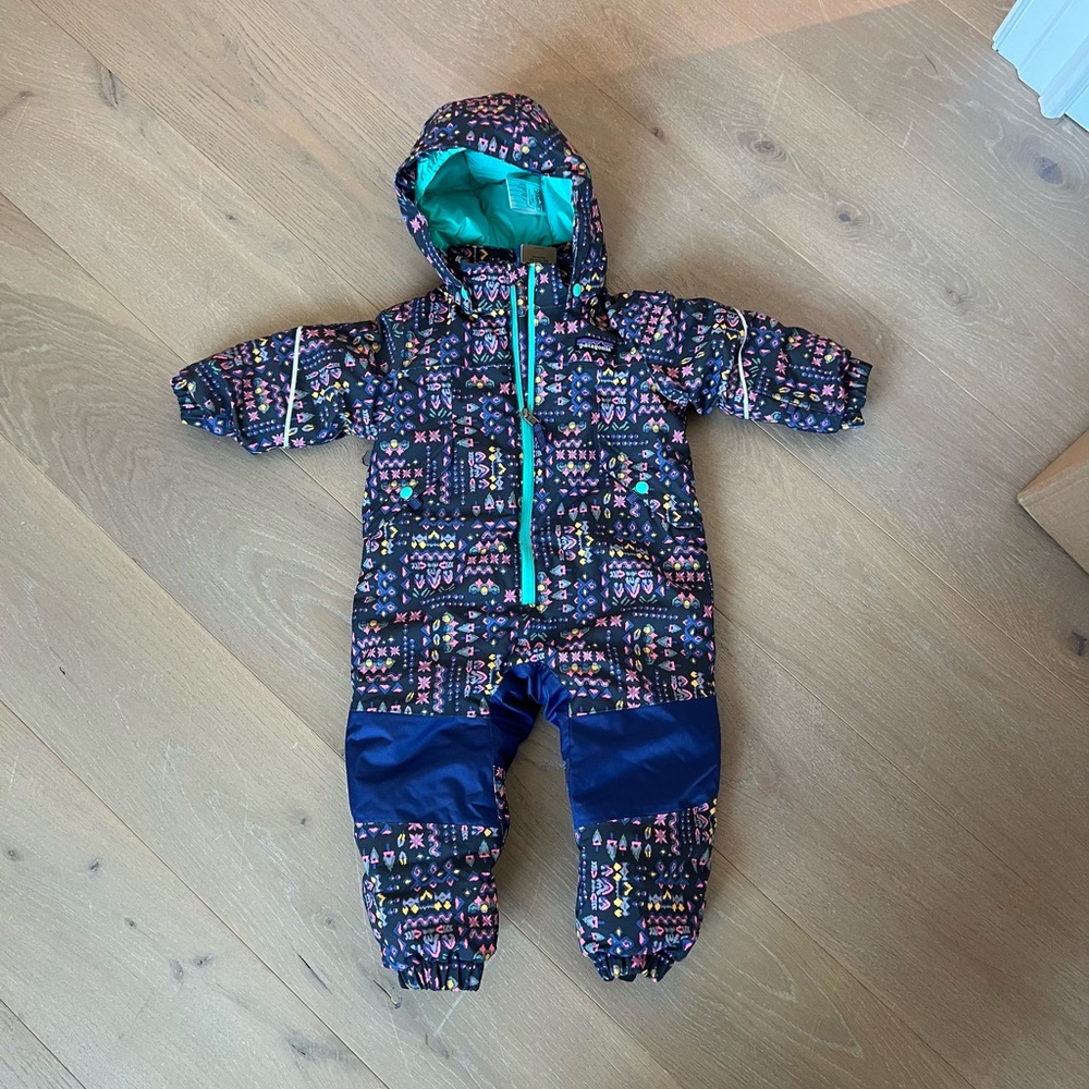 NWT Patagonia Baby Snow Pile One-Piece 6-12 months